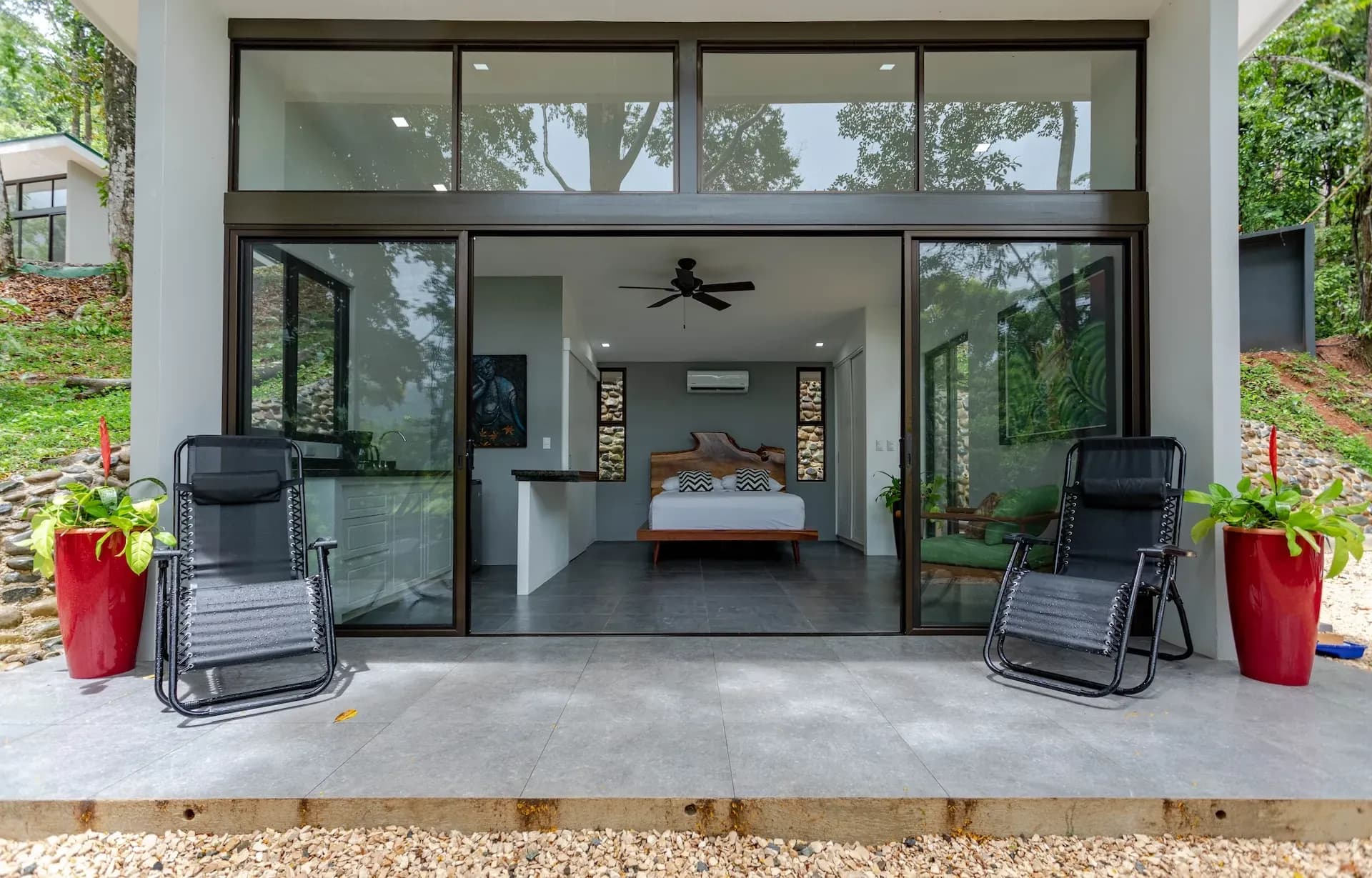 A casita suite open to the jungle
